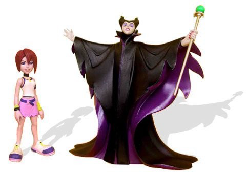 File:Kairi with Maleficent (Mirage Figure).png