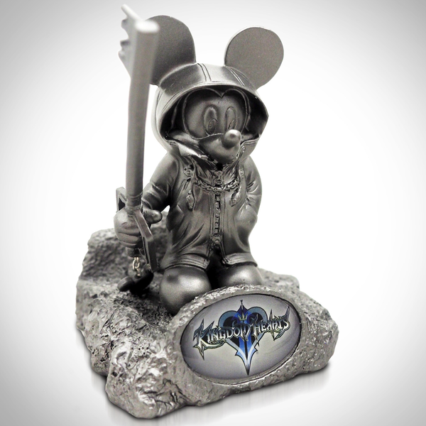 File:Paperweight SDCC 2012 (Mickey Mouse) Monogram International.png